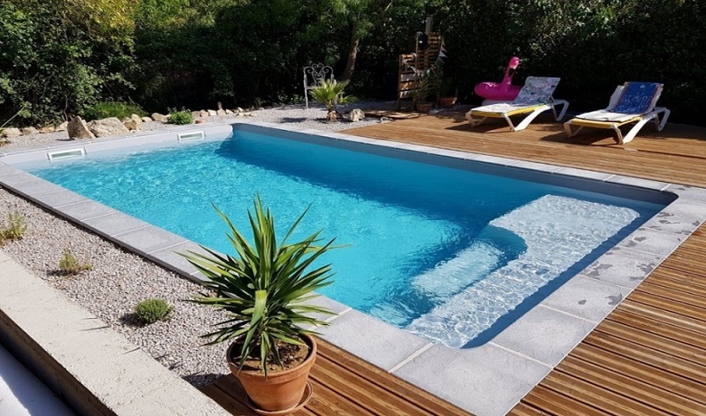 PISCINES COQUE POLYESTER ou COQUES CERAMIC de LUXE